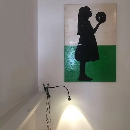 Camere Macari Pensión *